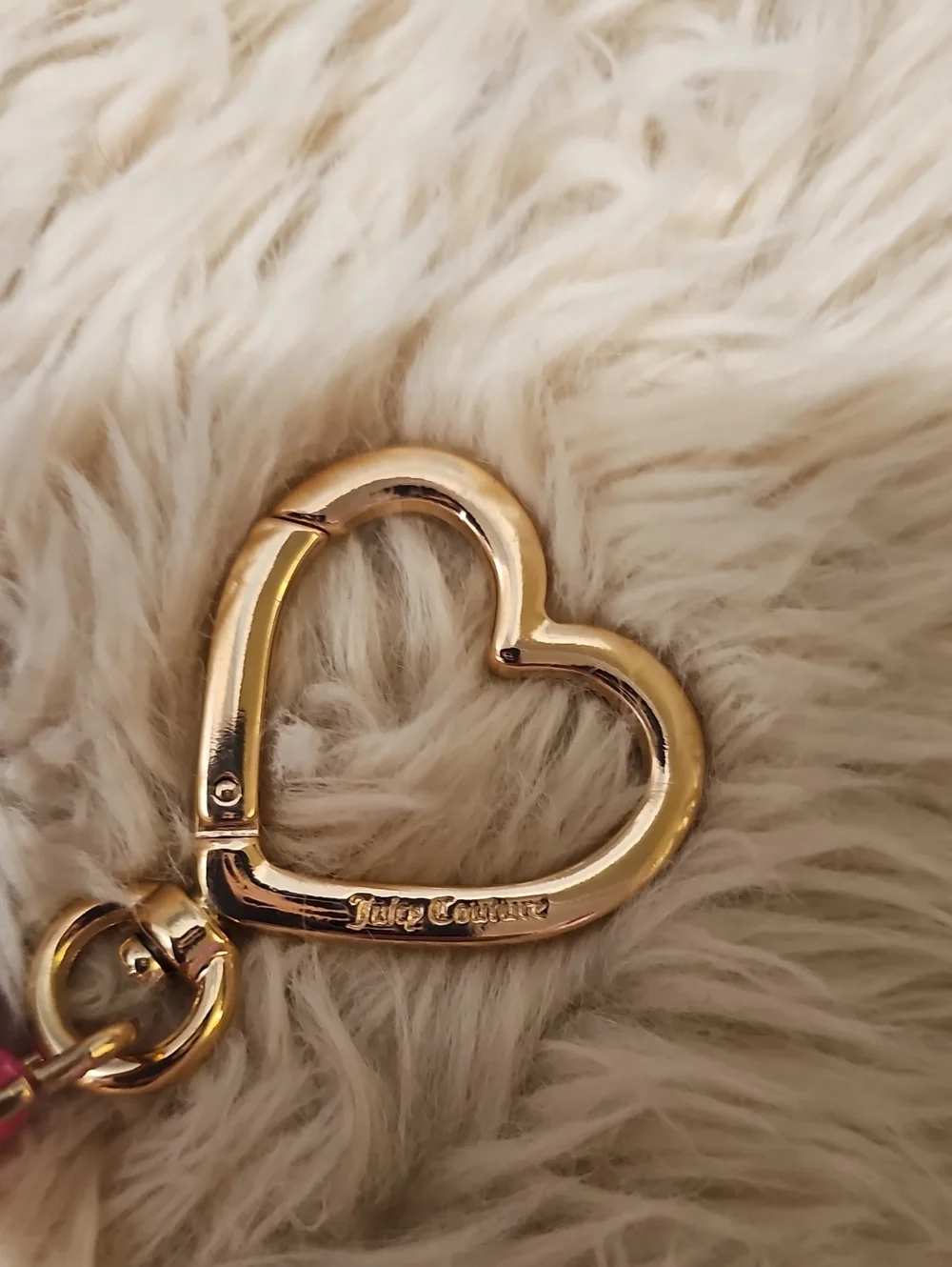 Juicy Couture Good Times Hot Pink Embossed Card Holder with Gold Heart Charm NWT